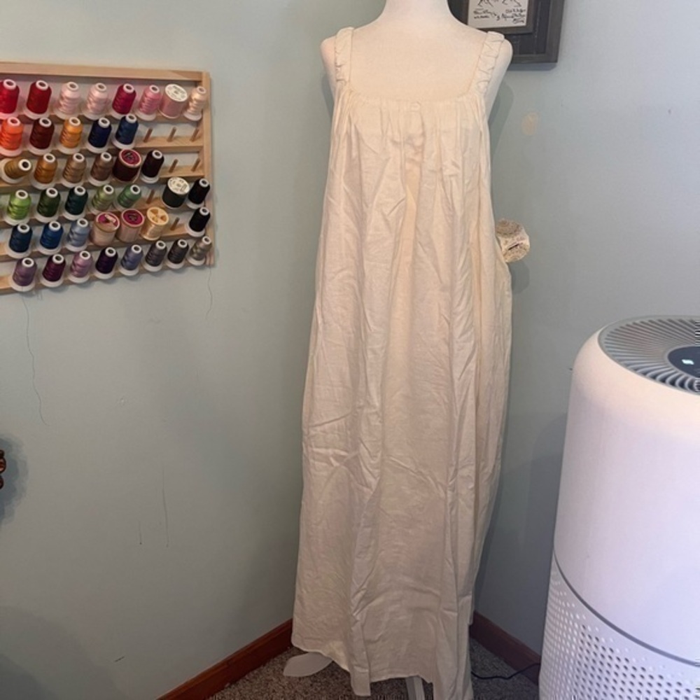 Altar’d state off white dress size small NWT